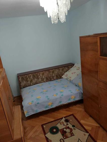 Apartament cu 3 camere nedecomandat în Exterior Vest