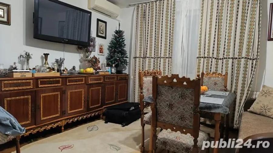 Apartament cu 3 camere decomandat în Ultracentral