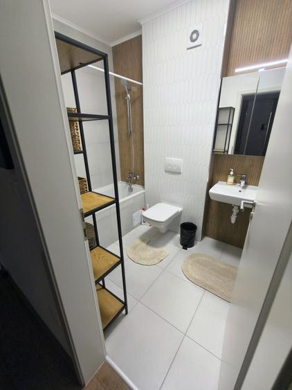 Apartament cu 2 camere decomandat în Avantgarden