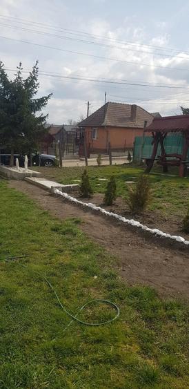 Casă cu 4 camere cu Teren 600 Mp în Grindeni