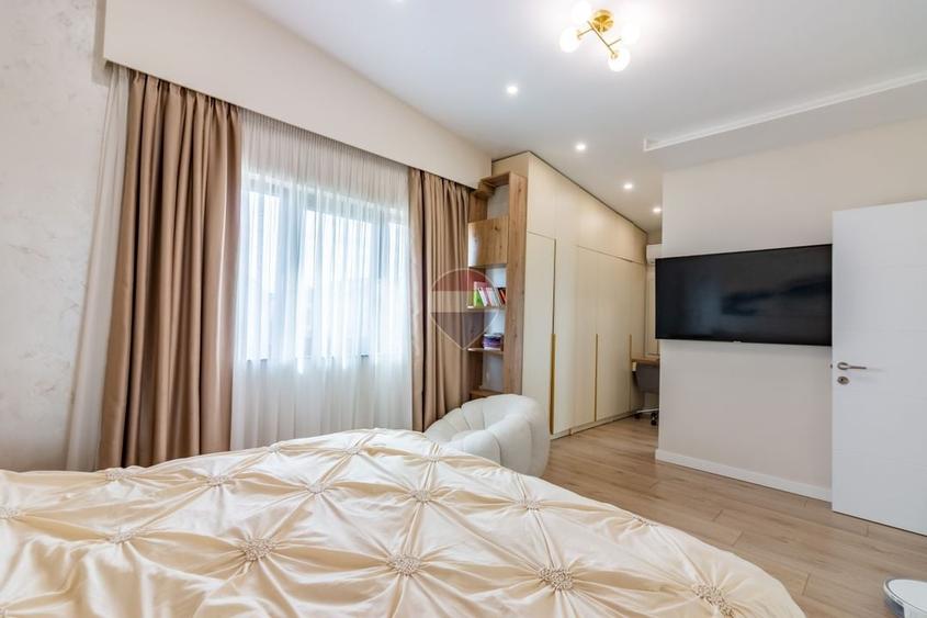 Casă individuală cu 4 camere cu Teren 375 Mp în Tunari
