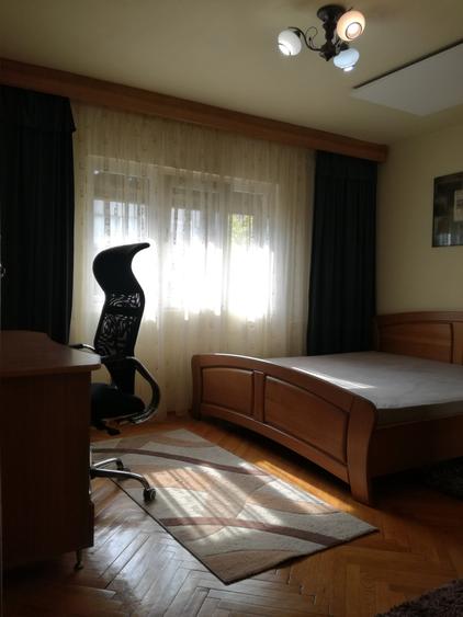 Apartament cu 2 camere decomandat în Bucovina