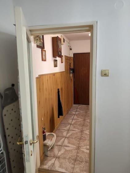 Apartament cu 2 camere decomandat în Astra