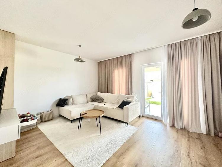 Casă cu 4 camere cu Teren 262 Mp în Urseni