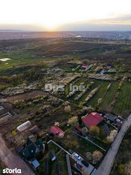 Teren de 900 mp, în Bârnova
