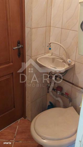 Apartament cu 3 camere decomandat, mobilat în Tudor