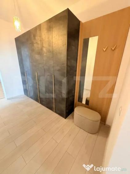 Apartament cu 3 camere decomandat în Tărlungeni