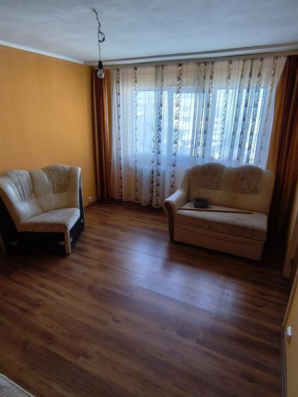 Apartament cu 2 camere nedecomandat în Trivale