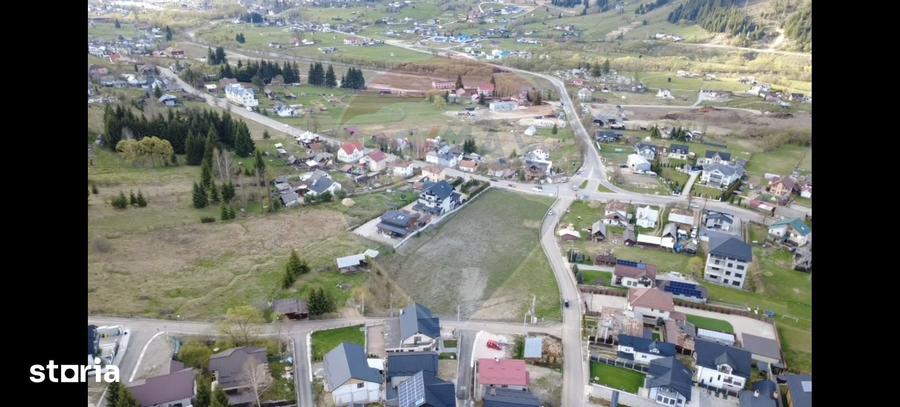 Teren de 1660 mp, în Central
