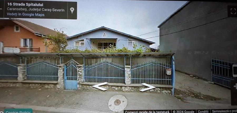 Casă cu 4 camere cu Teren 840 Mp în Central
