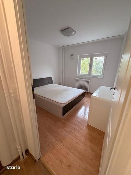 Apartament cu 2 camere semidecomandat în Berceni