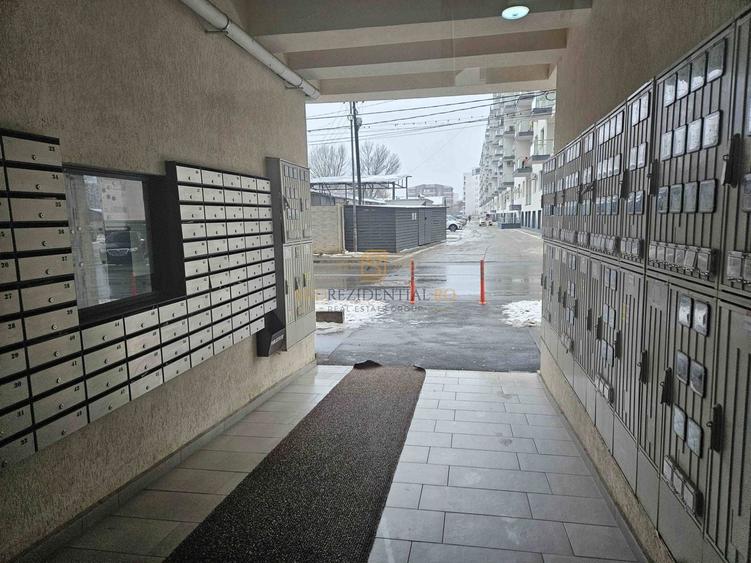 Apartament cu 2 camere semidecomandat, mobilat în Apărătorii Patriei