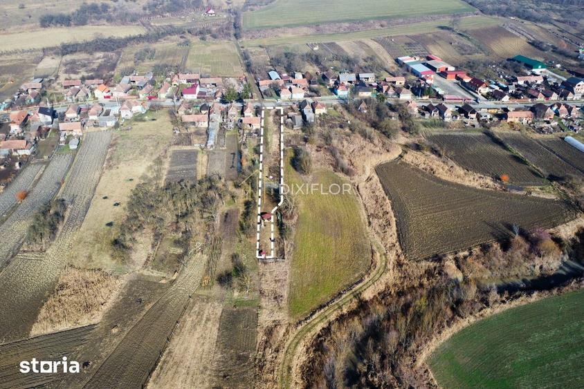 Teren de 2567 mp, în Vânători