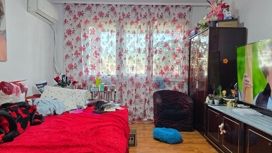 Apartament cu 2 camere semidecomandat în Minerul