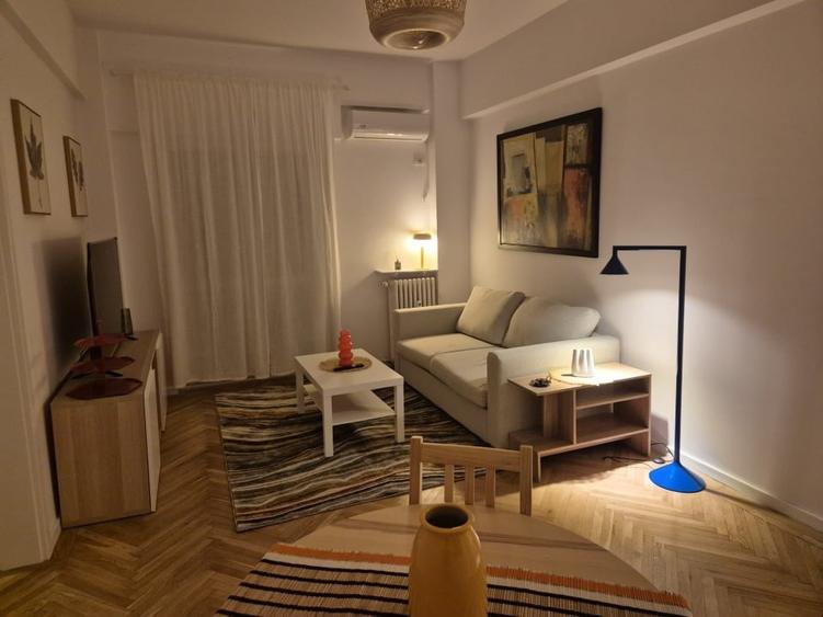 Apartament cu 2 camere decomandat, mobilat în Moșilor
