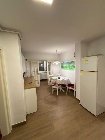 Apartament cu 2 camere decomandat în Lipovei