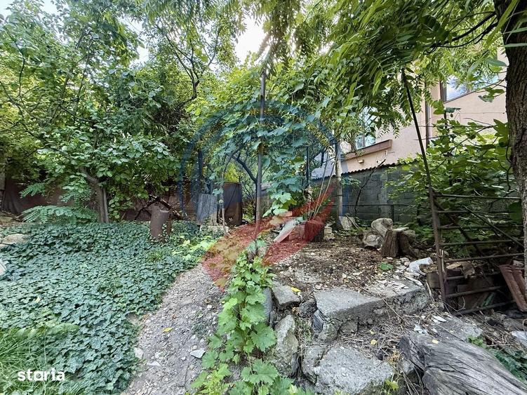 Casă cu 4 camere în Ungureni