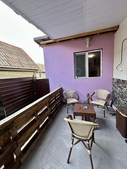 Casă cu 14 camere cu Canalizare în Săcădat