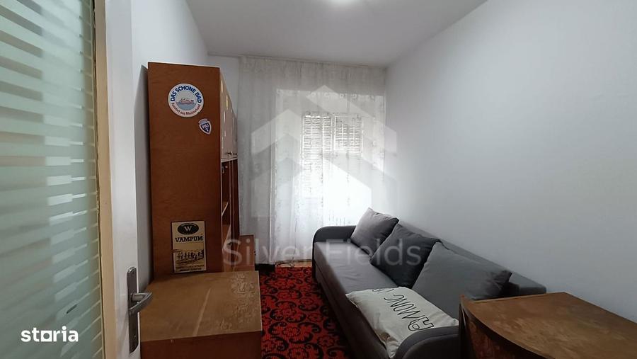 Apartament cu 3 camere, mobilat în Complex Studențesc
