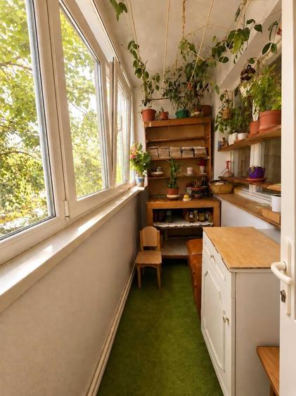 Apartament cu 3 camere semidecomandat în Smârdan