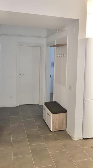 Apartament cu 3 camere semidecomandat, mobilat în Chitila