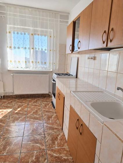 Apartament deosebit, 3 camere, bilateral, 75 mp in bloc solid, central, etaj 4, 165 000 - 3