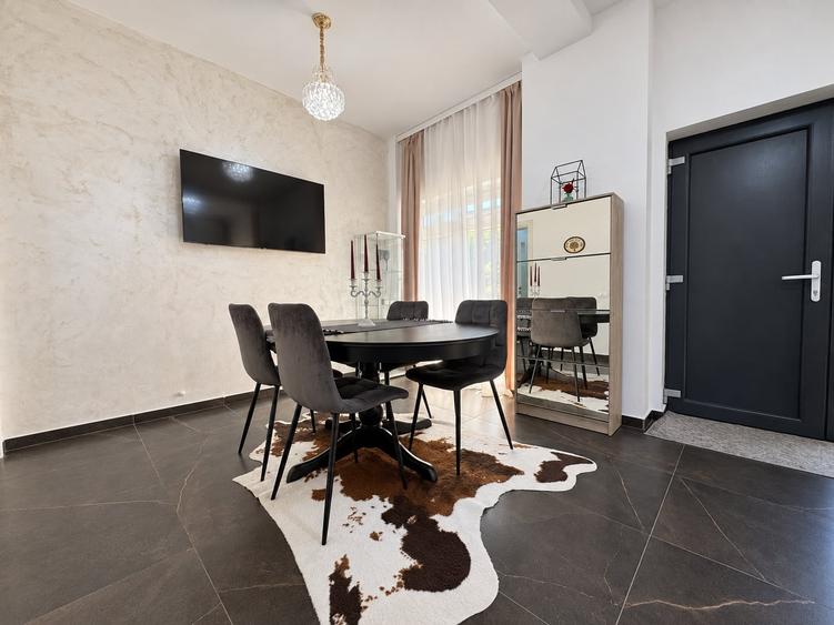 Casă P+1 aproape de plajă | Mamaia Nord | 4 camere - 3 băi - 2