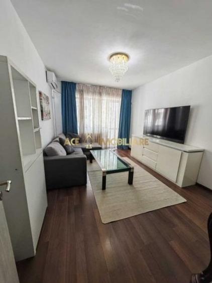 Apartament cu 2 camere decomandat, mobilat în Apărătorii Patriei