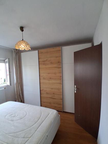 Apartament cu 2 camere decomandat în Tineretului