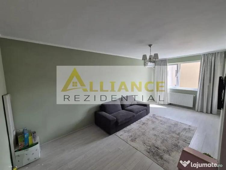 Apartament cu 3 camere decomandat în Central