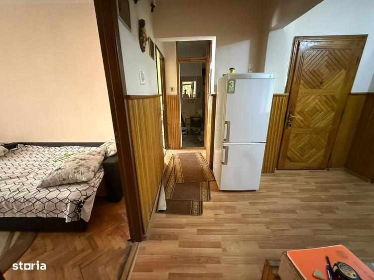 Apartament cu 4 camere decomandat în Exterior Vest