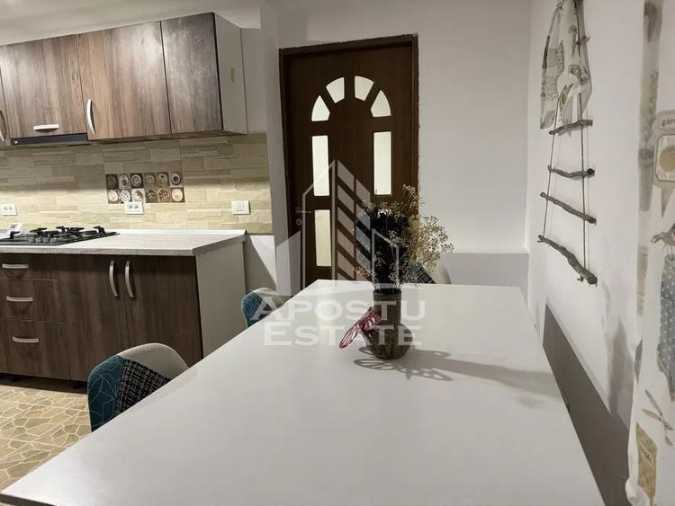 Apartament cu 2 camere decomandat, mobilat în Fratelia