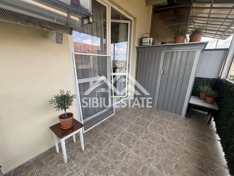 Apartament cu 2 camere decomandat în Terezian