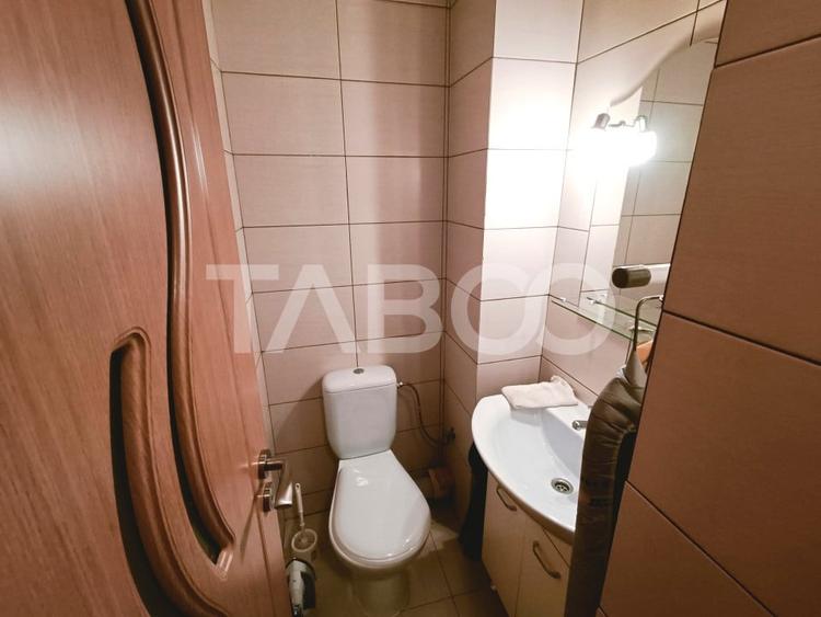Apartament cu 3 camere semidecomandat, mobilat în Turnișor