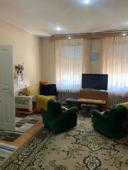 Casă cu 6 camere cu Teren 816 Mp în Lugoj