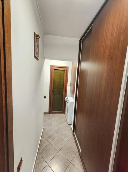 Apartament cu 3 camere decomandat în Brâncoveanu