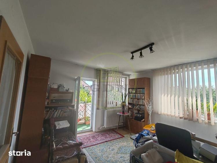 Casă cu 5 camere decomandat cu Teren 770 Mp în Trei Stejari