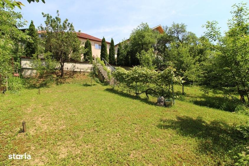 Casă cu 4 camere în Hunedoara