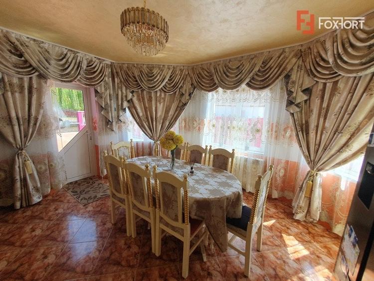 Casă individuală cu 5 camere cu Garaj în Denta