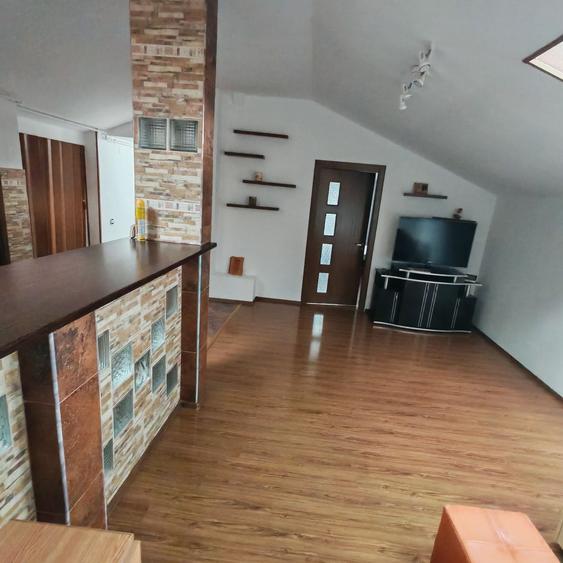Inchiriez Ap 2 camere 60 m2 Cetatii zona Jisk, 350 eur - 1