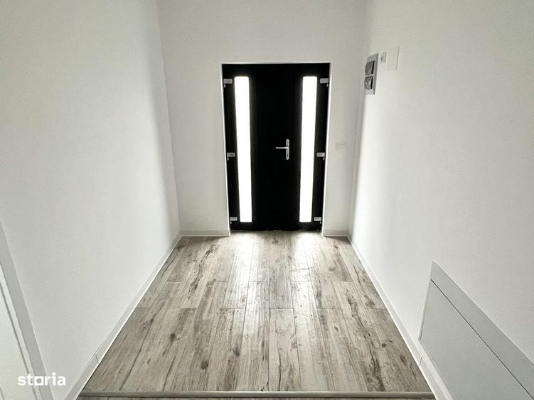 Casă cu 4 camere în Dancu