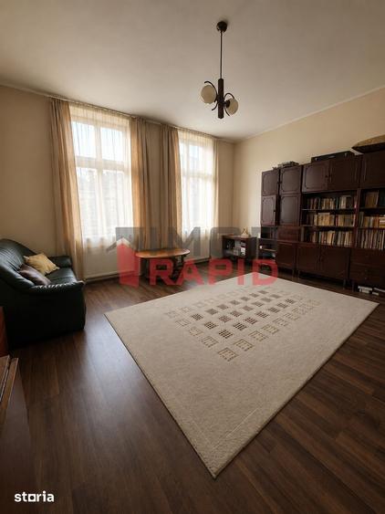 Apartament cu 3 camere în Central