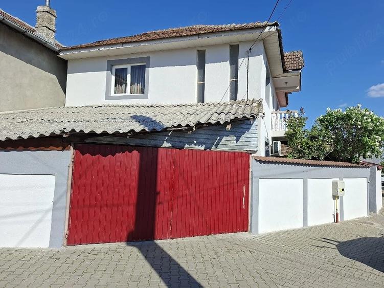 Casă cu Teren 326 Mp în Șimian