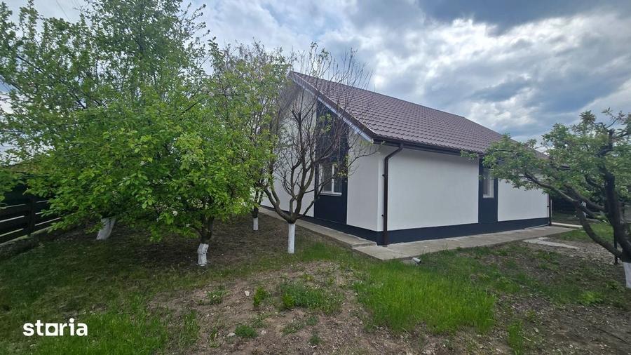 Casă cu 3 camere cu Teren 700 Mp în Ciurea