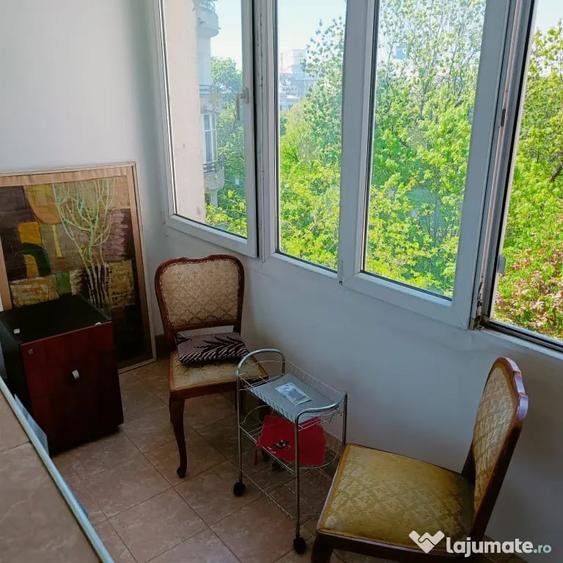 Apartament cu 2 camere decomandat în Cișmigiu