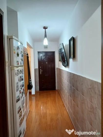Apartament cu 2 camere nedecomandat în Central