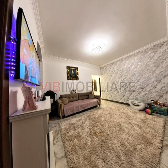 Apartament cu 2 camere decomandat, mobilat în Victoriei