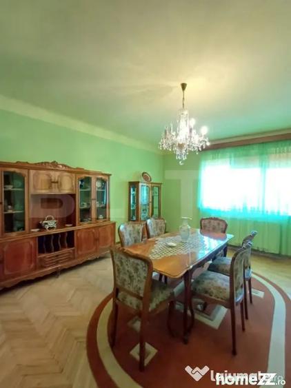 Casă cu 5 camere cu Teren 248 Mp în Turda