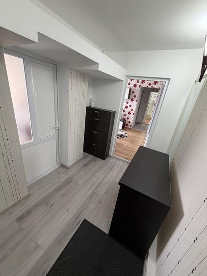 Apartament cu 2 camere semidecomandat în Exterior Vest