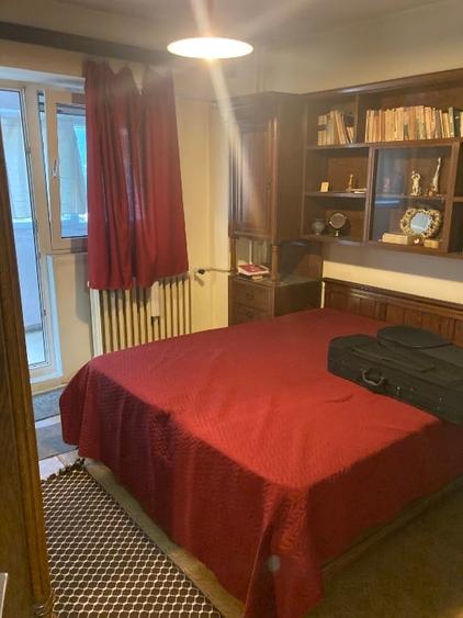 Apartament cu 4 camere decomandat în Colentina